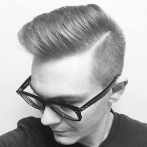 Meet your Posher, Zach